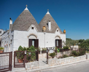 Отель Grandi Trulli Bed & Breakfast  Альберобелло